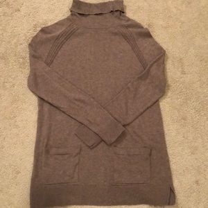 Long Sleeve Turtle Neck Sweater